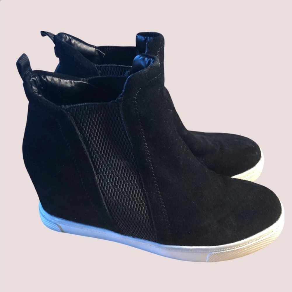 Steve Madden Wedge Sneakers. Worn a few times.